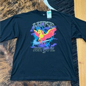 Nike Men's Sportswear Oversized Pegasus Graphic Tee Black XL-TALL